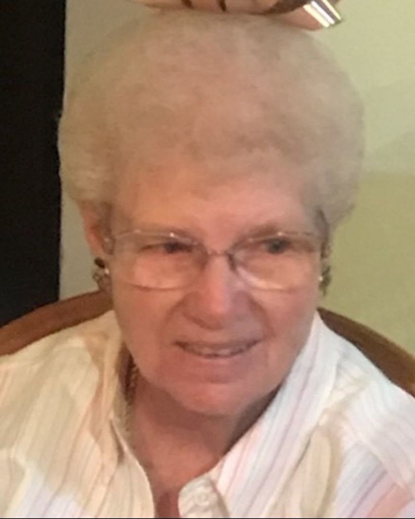 Maxine Bell Profile Photo