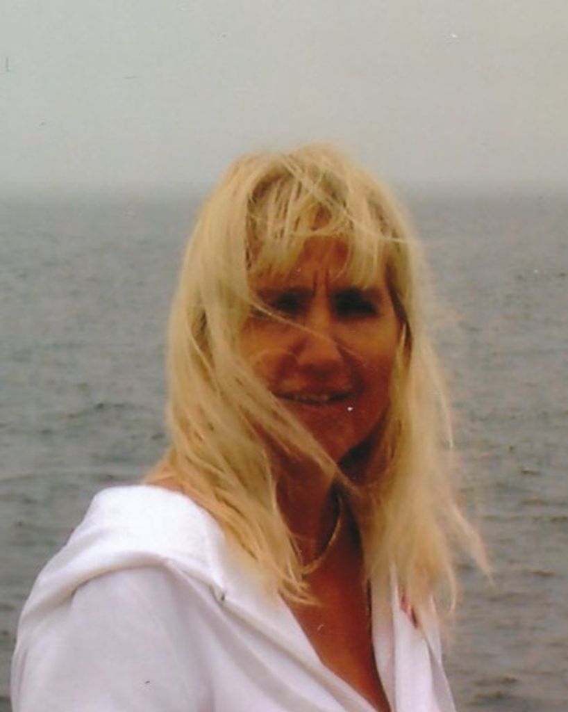 Lorraine Lorna Chartrand