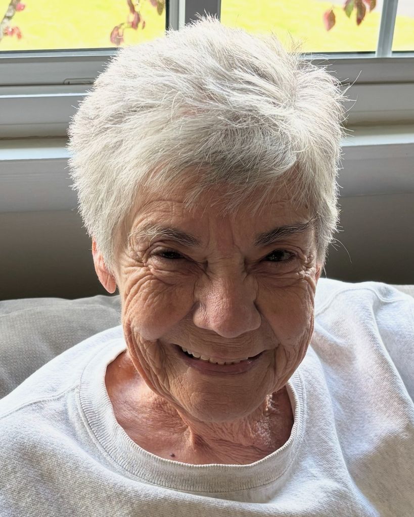 Anita Amrhine Profile Photo