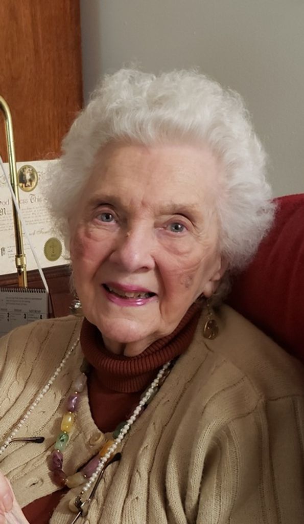 Sarah Mary Lynch Profile Photo