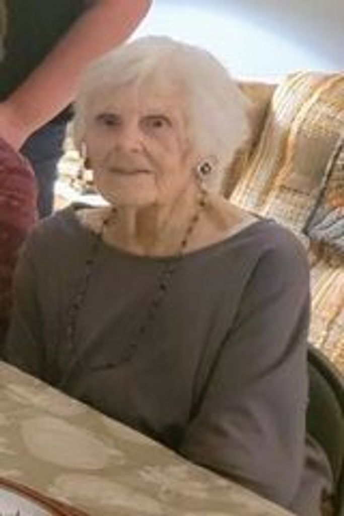 Mae Lillian Newton
