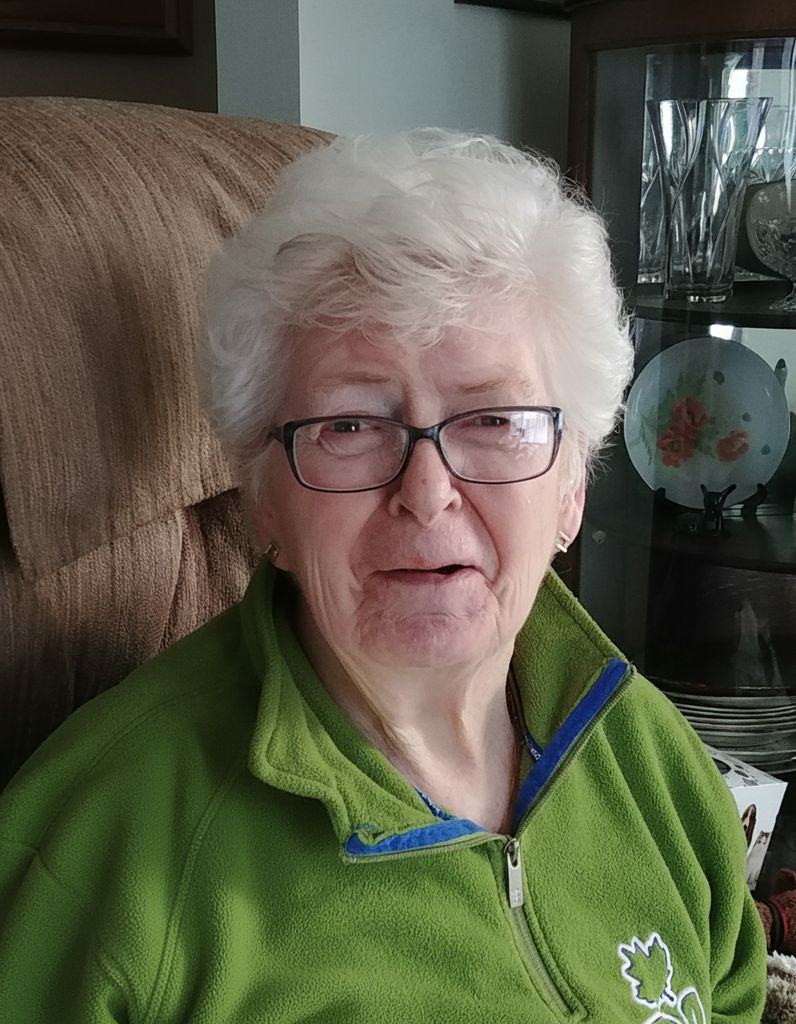 Rae Warburton (nee Matchett) Profile Photo