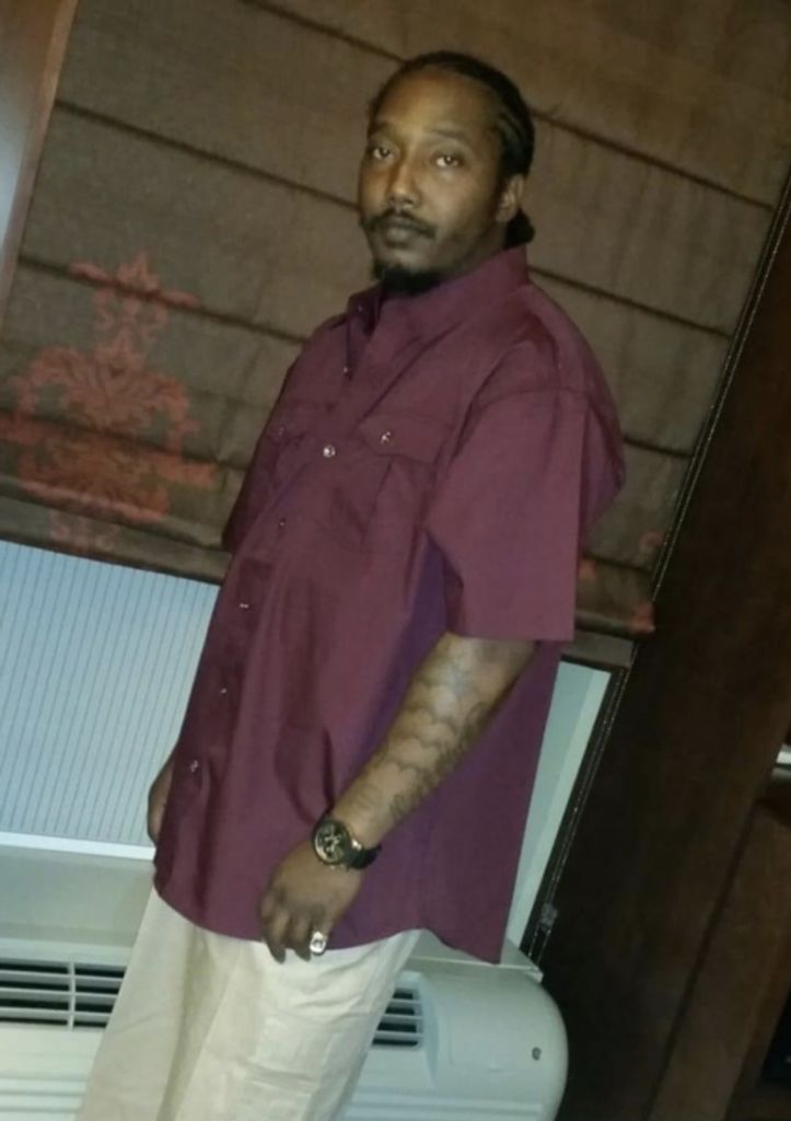 Aaron Lee Looney, Jr. Profile Photo