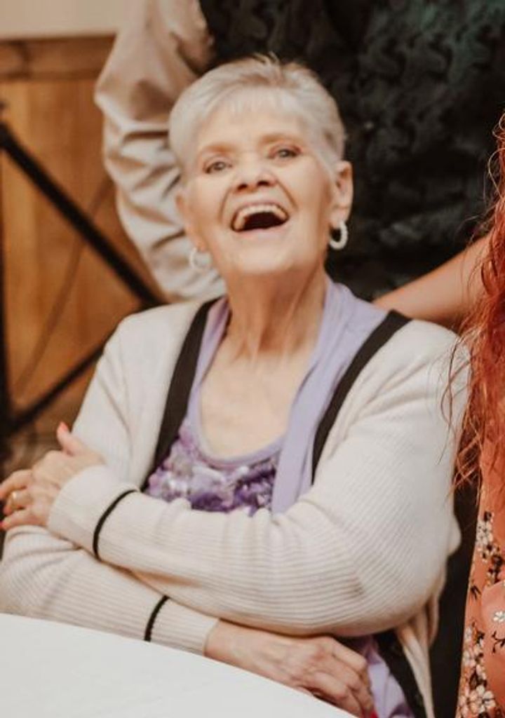 Linda Cook Profile Photo