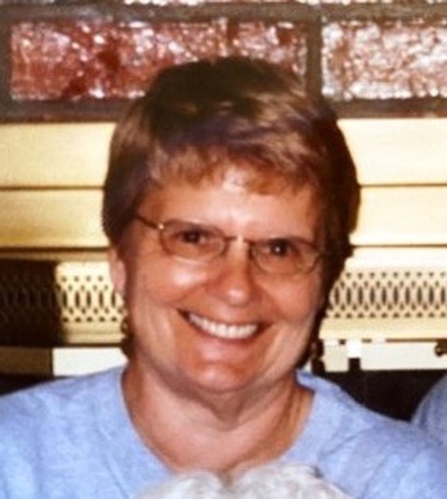 Marilyn "Lyn" Rose (Back)  Galvin