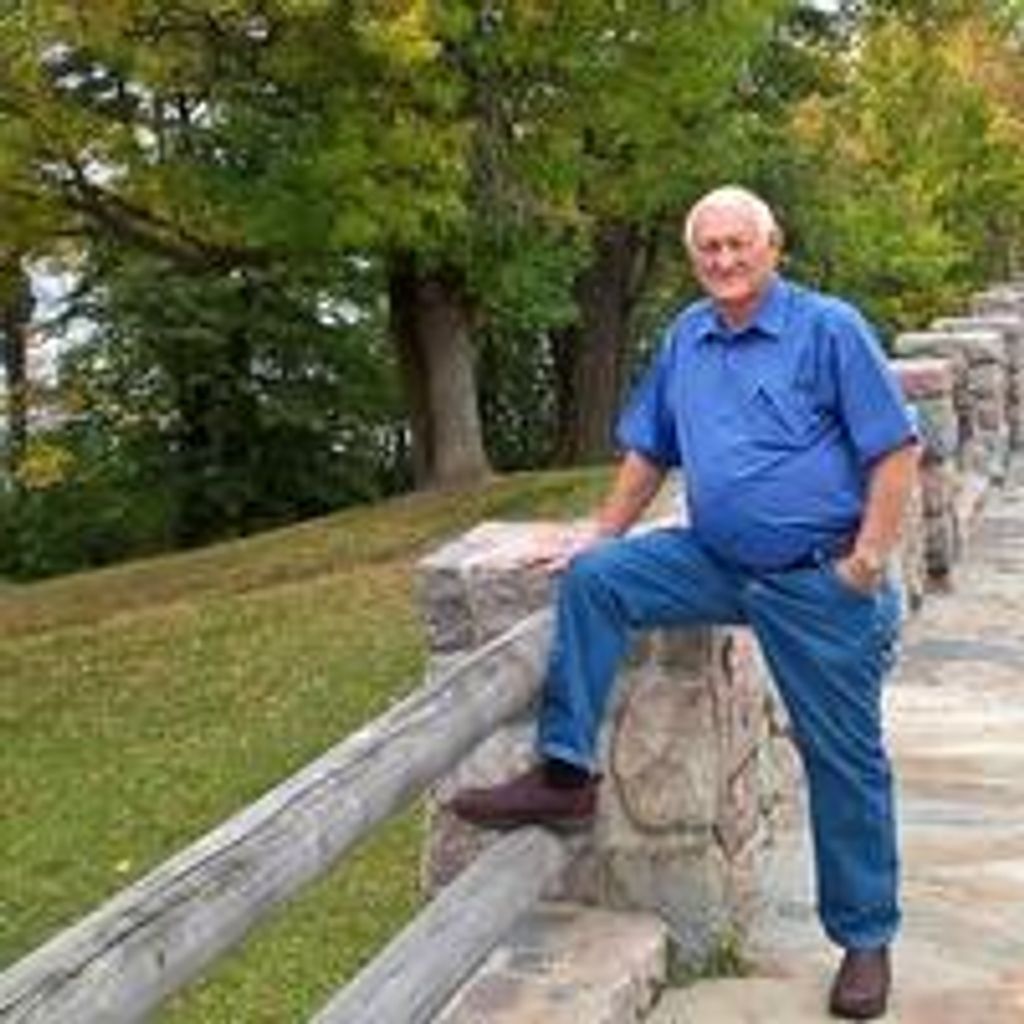 Willard "Leamon" Lee