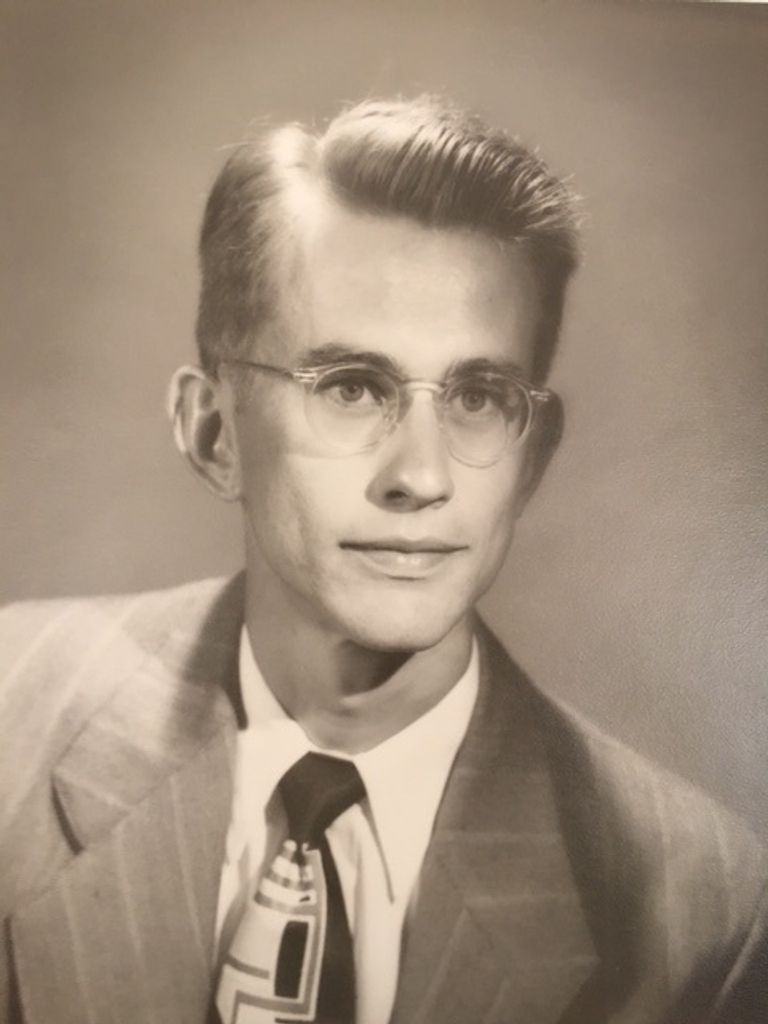 Otto G. Woike Profile Photo