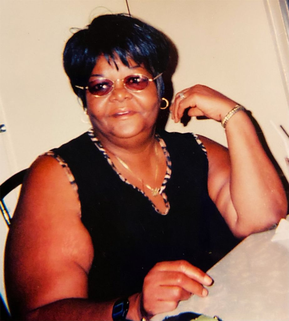 Geraldine McQueen Profile Photo