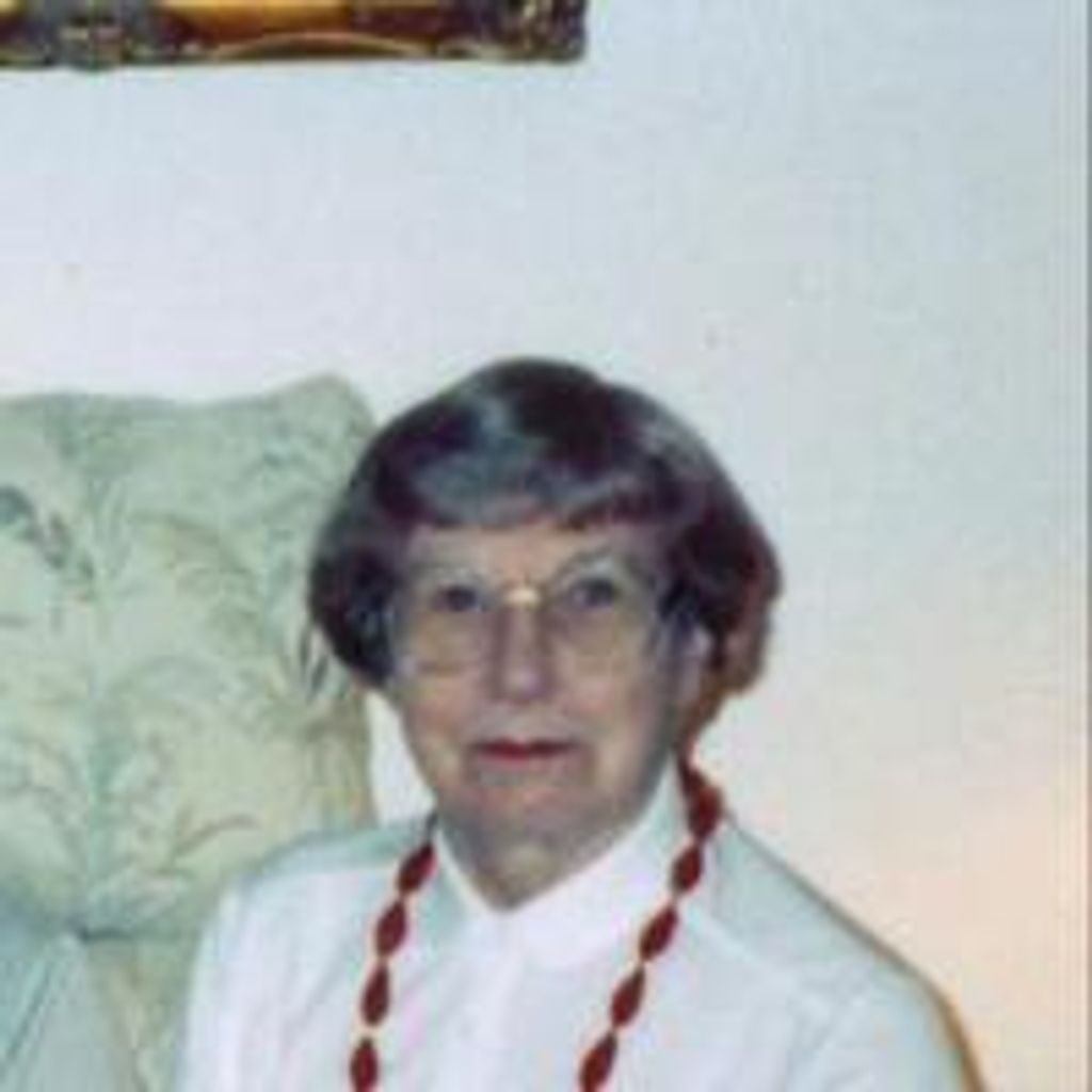 Evelyn M Hebert