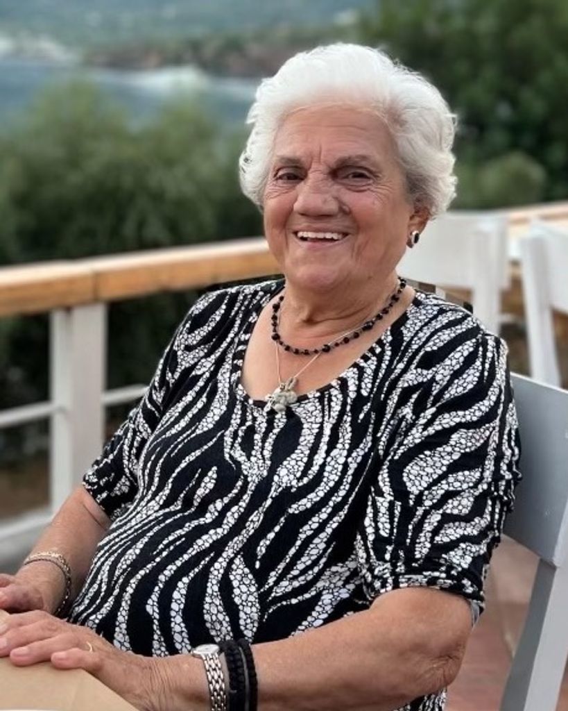 Anna Heliotis