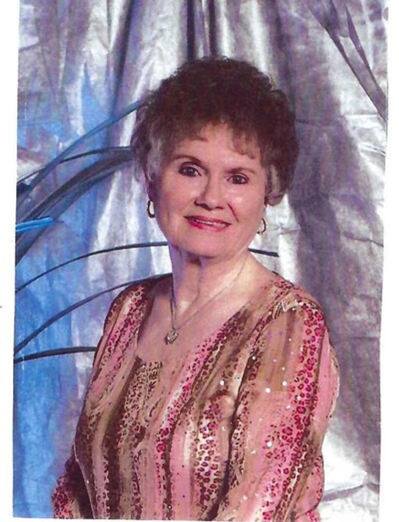 Charolotte Lewis Profile Photo