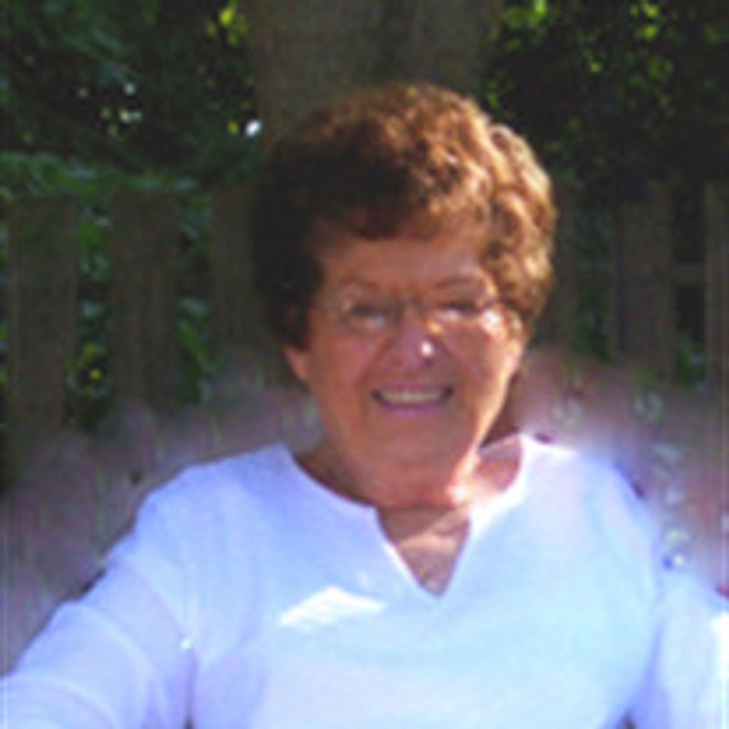 Theo Jean Kelly (Minear) Profile Photo