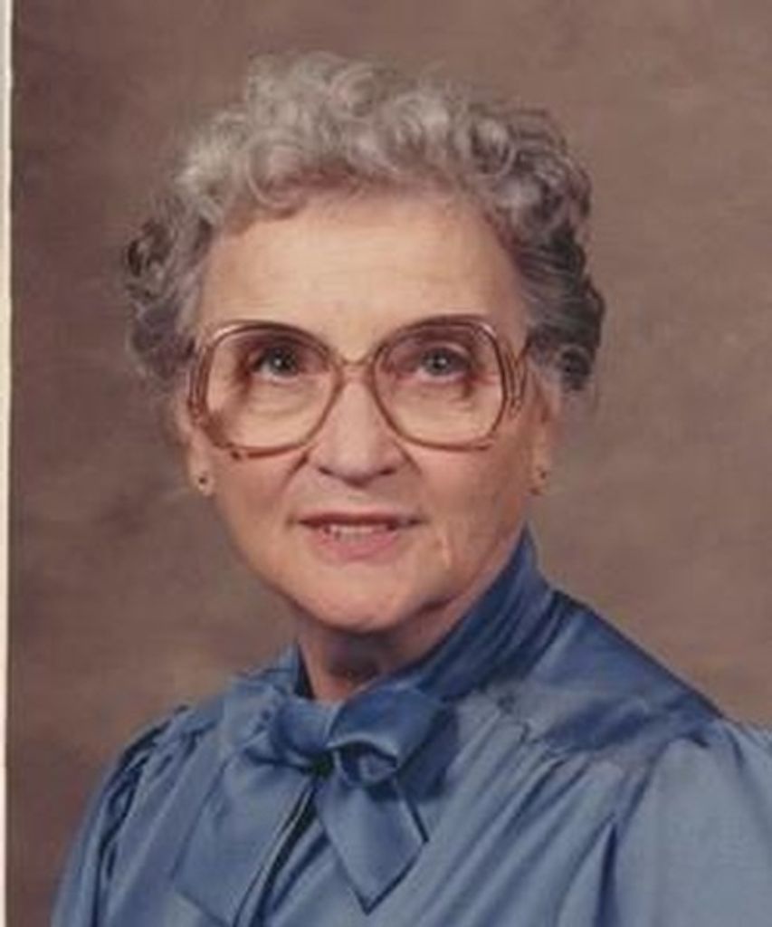 Mary Lee Savage