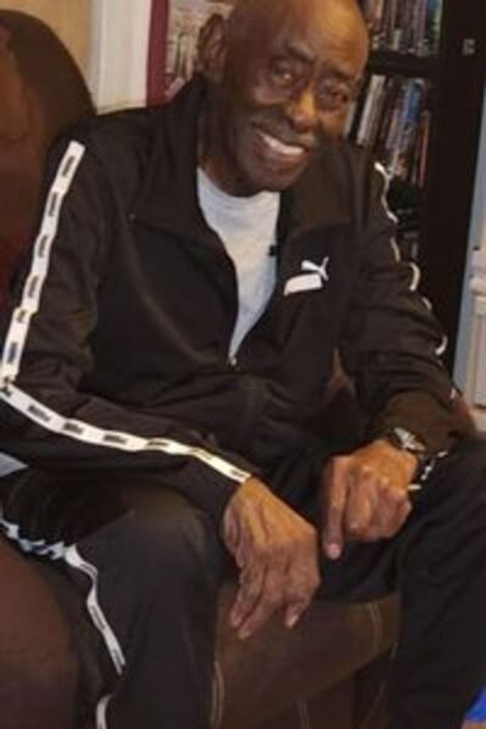 Robert Louis Anderson Profile Photo