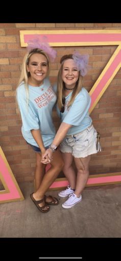 Kendal Ashton Meador photo gallery thumbnail 1 of 2