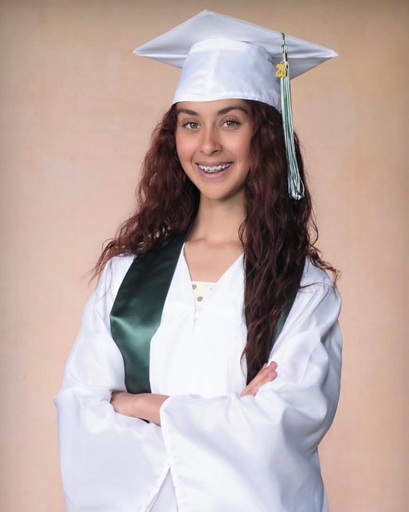 Reina Marie Aragon Profile Photo