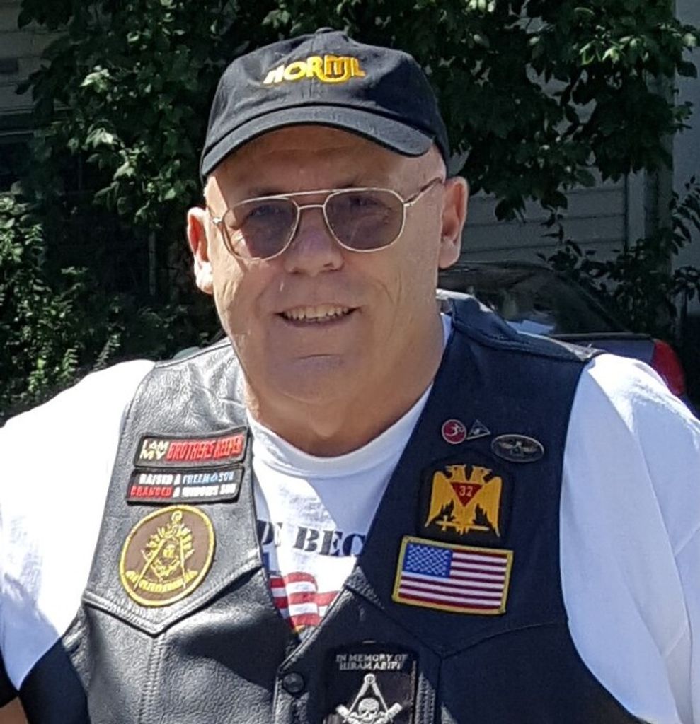 Daniel "Dan" W. Hall Profile Photo