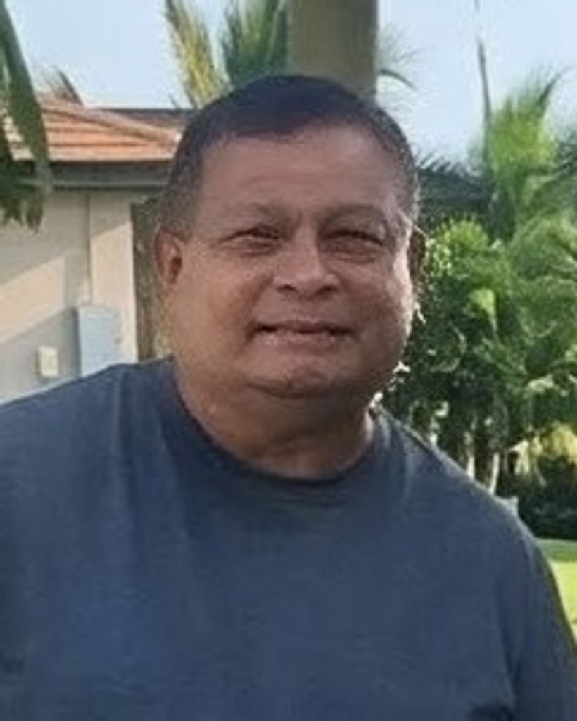 Juan Santos Profile Photo