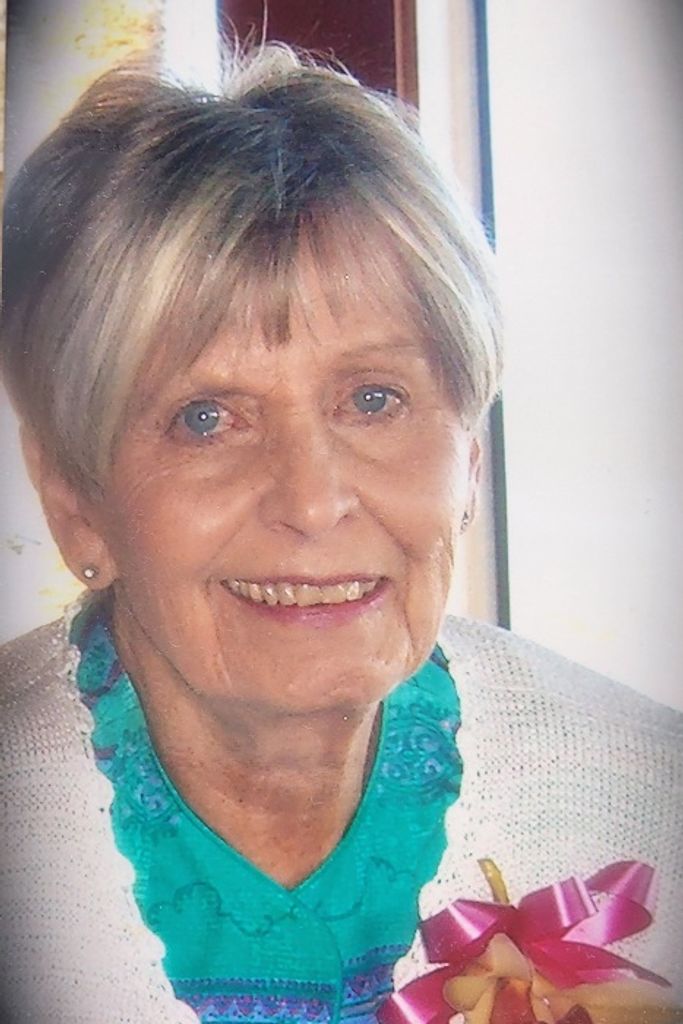 Lenore “Lennie” (Lindholm) Miller Profile Photo