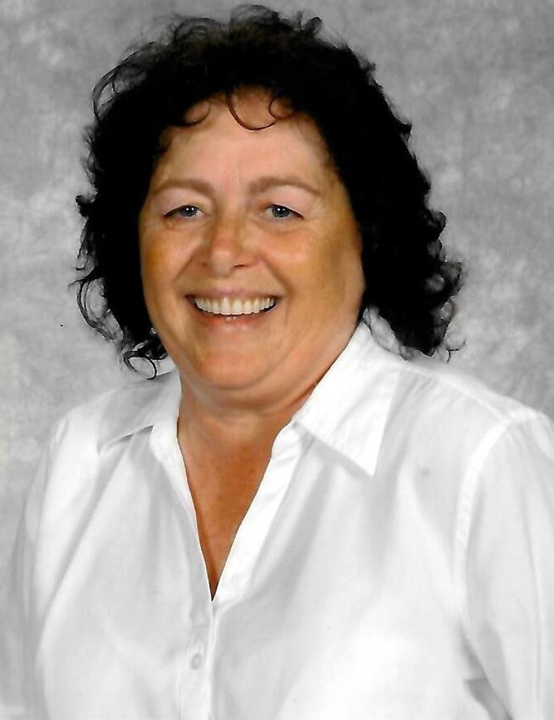 Betty Sue "Sue" Davis