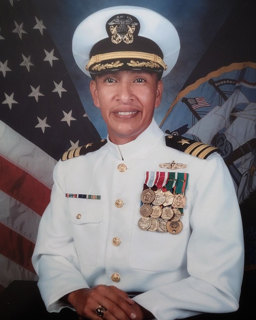 Manuel Hernandez Profile Photo