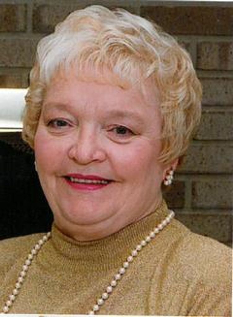 Mary Lee  (Winnefeld)  Bisdorf Profile Photo