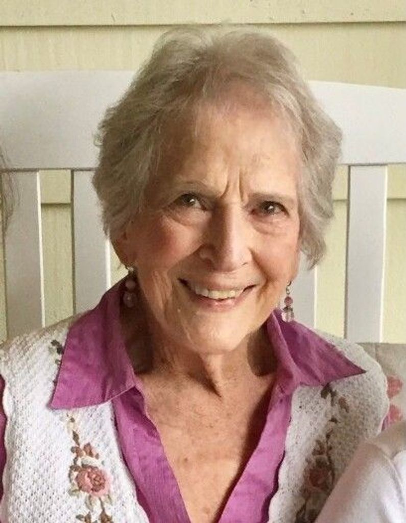 Betty L Webb Profile Photo