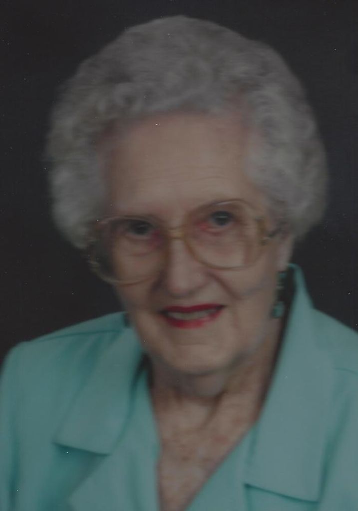 Clara Buske Profile Photo