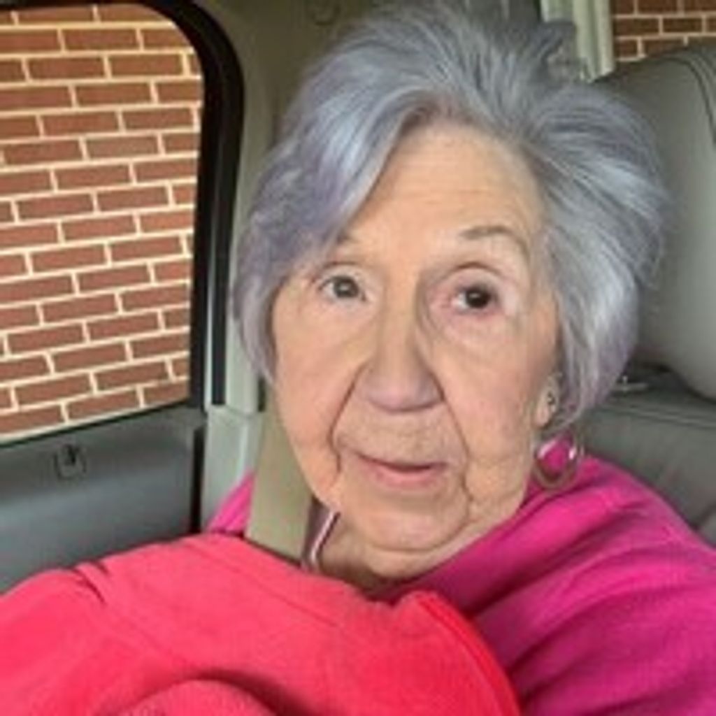 Nina (Dean) Yates