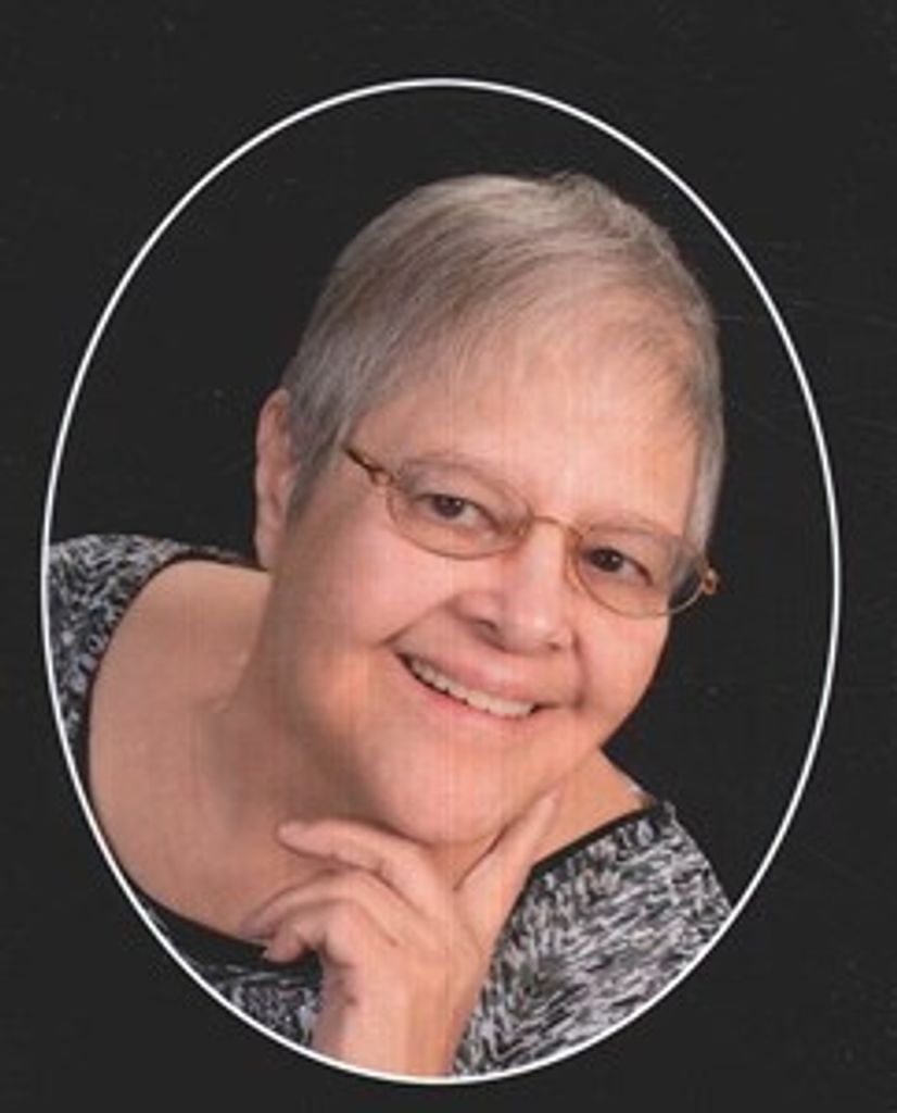 Carolyn Lee Cosentino