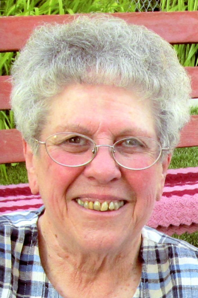 LaWona Helen (Dix)  Charles
