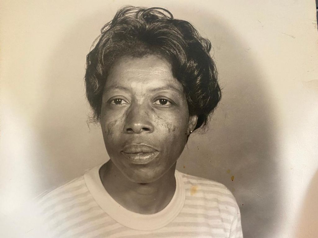 Mrs. Fannie Jefferson Harris Profile Photo