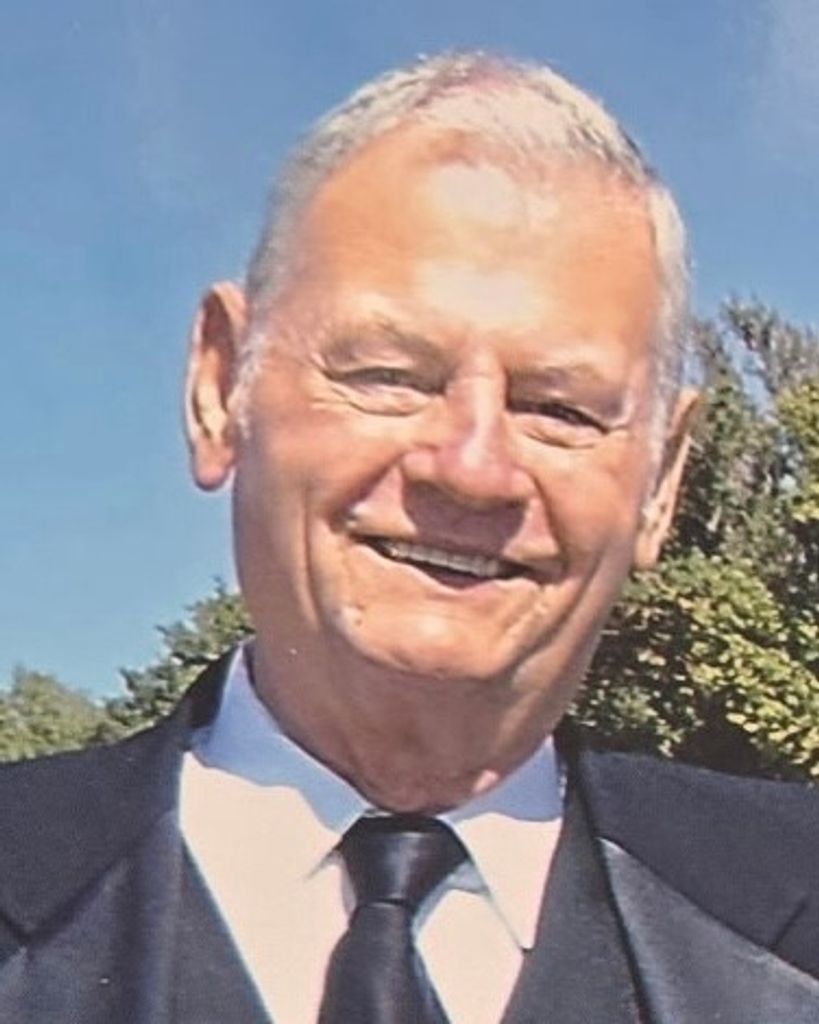 Roger Q. "Banjo" Holman Profile Photo