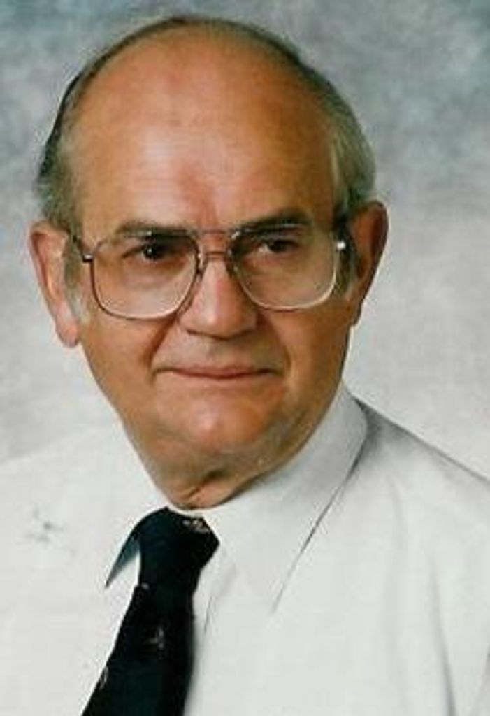 Donald "Dan" Mike Heinz