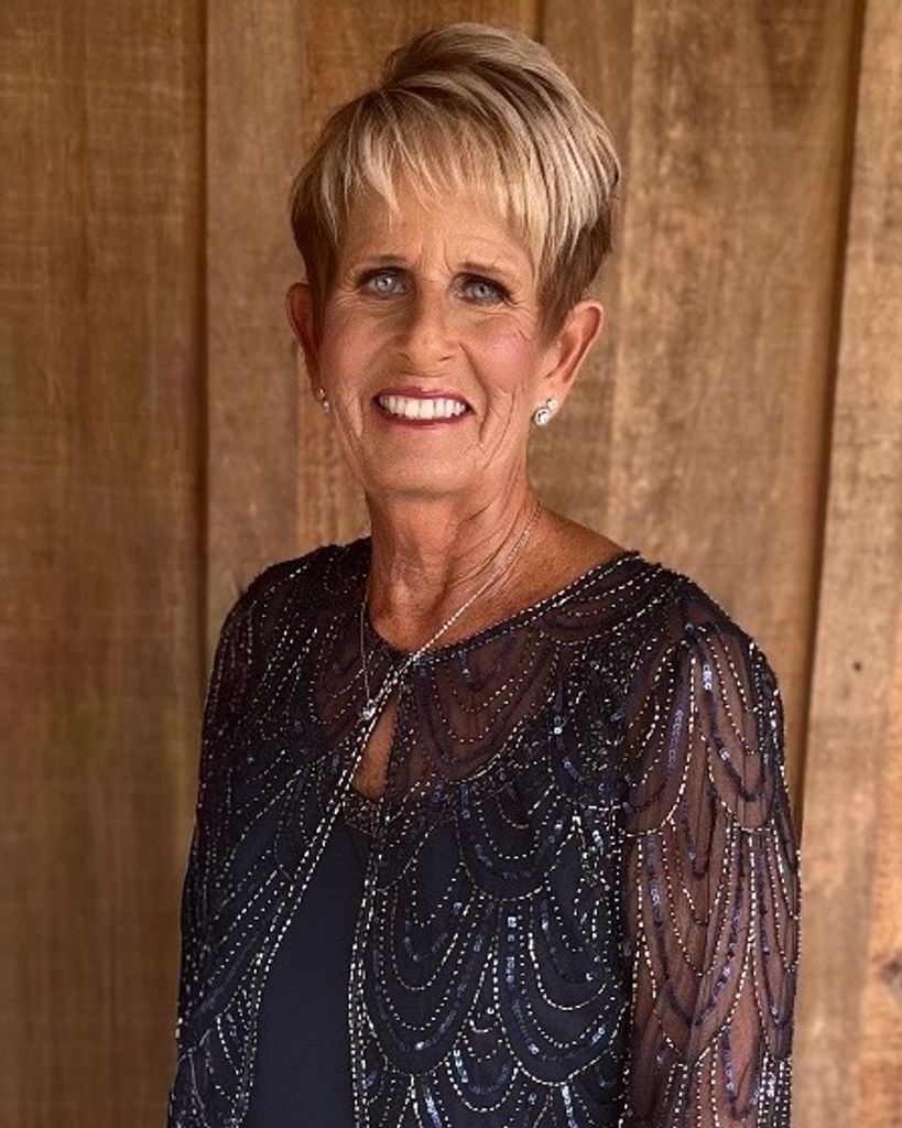 Paula Marie Wessling Profile Photo