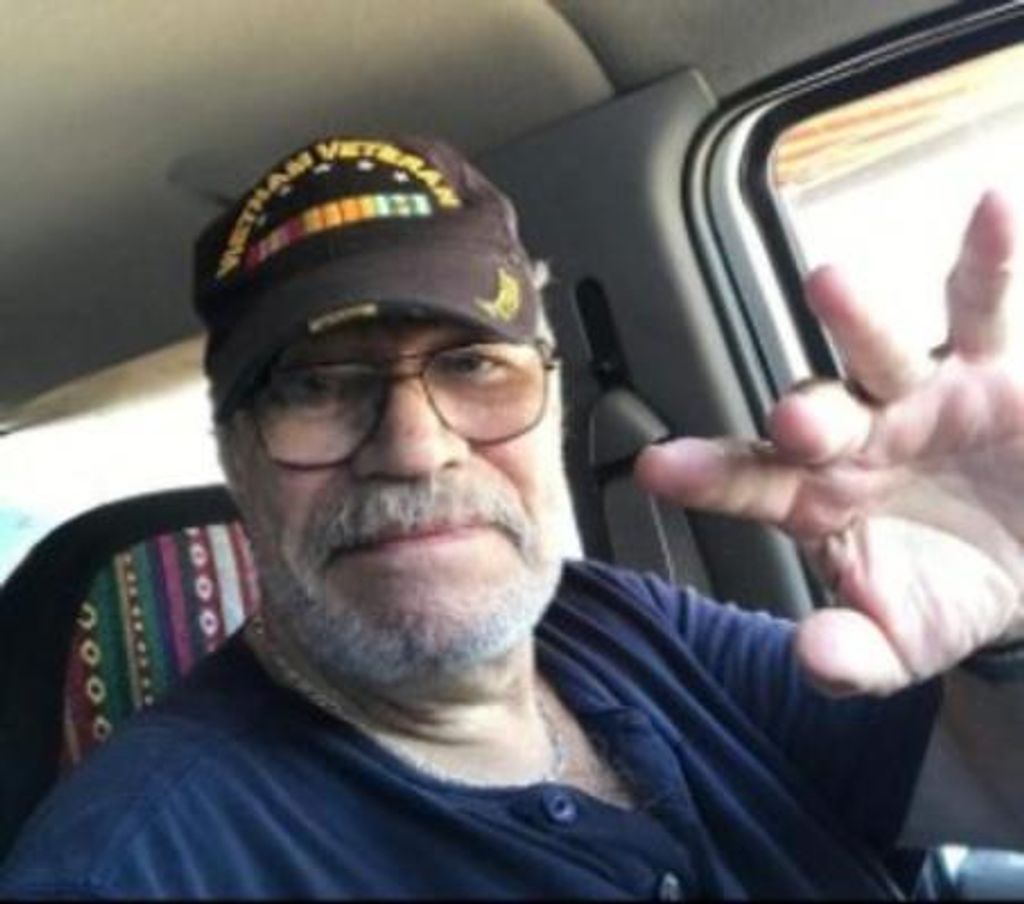 Roberto Alvarado Profile Photo