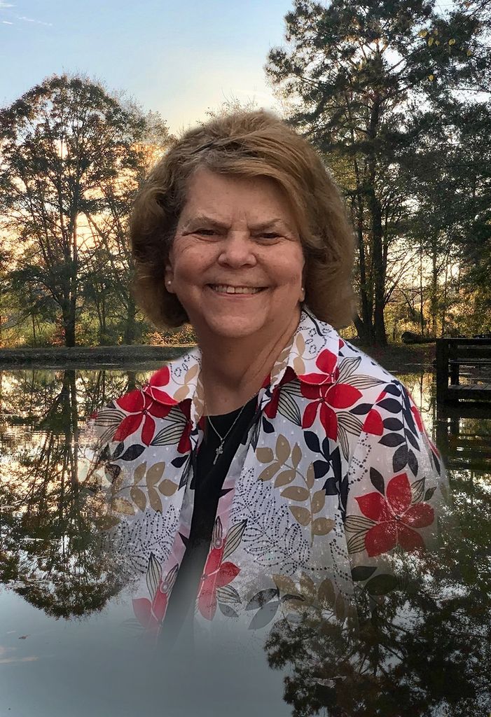 Lynda Leslie Profile Photo