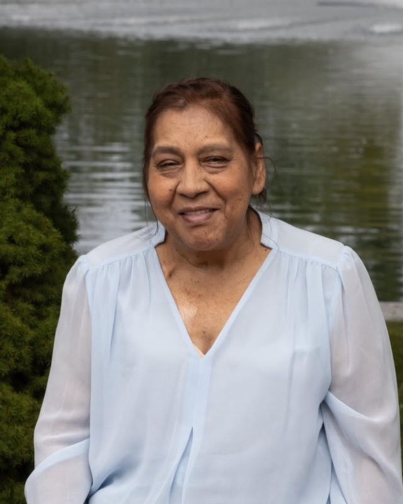 Rosa Alfaro De Megoza