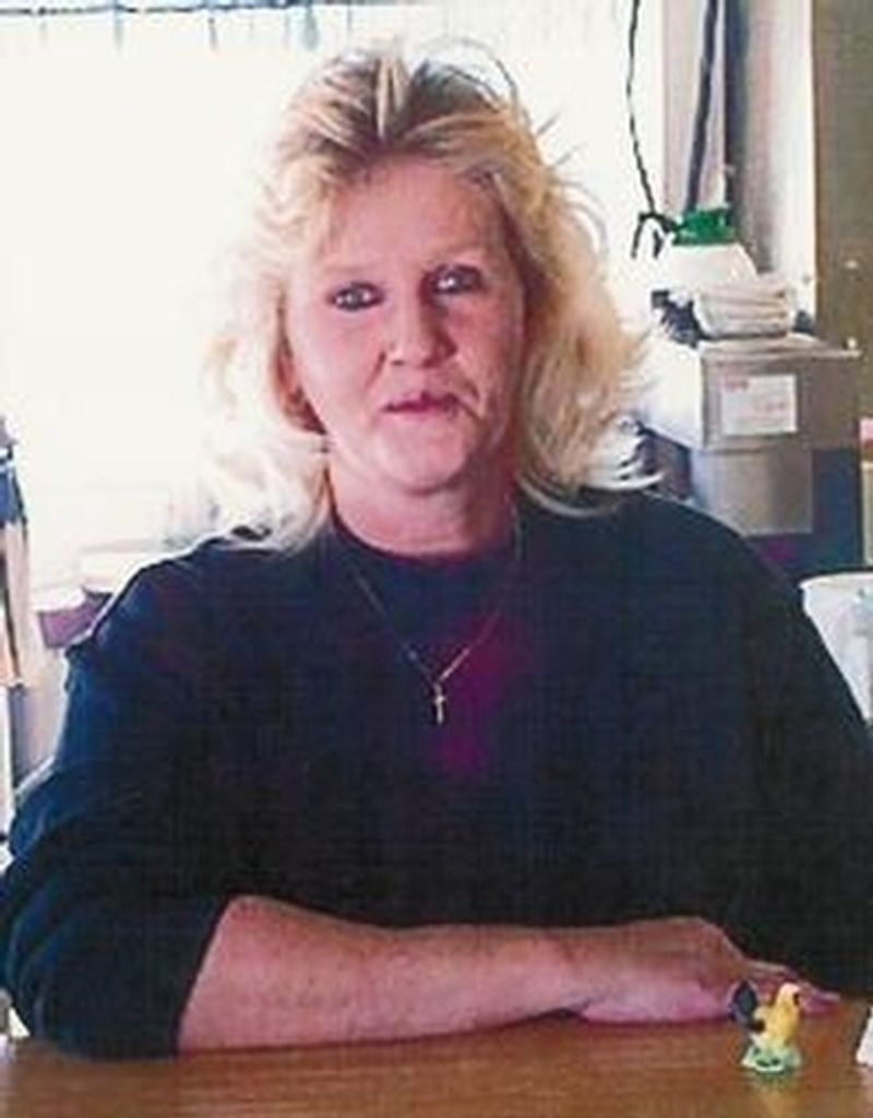 Lois Ann Vaughn-Mills