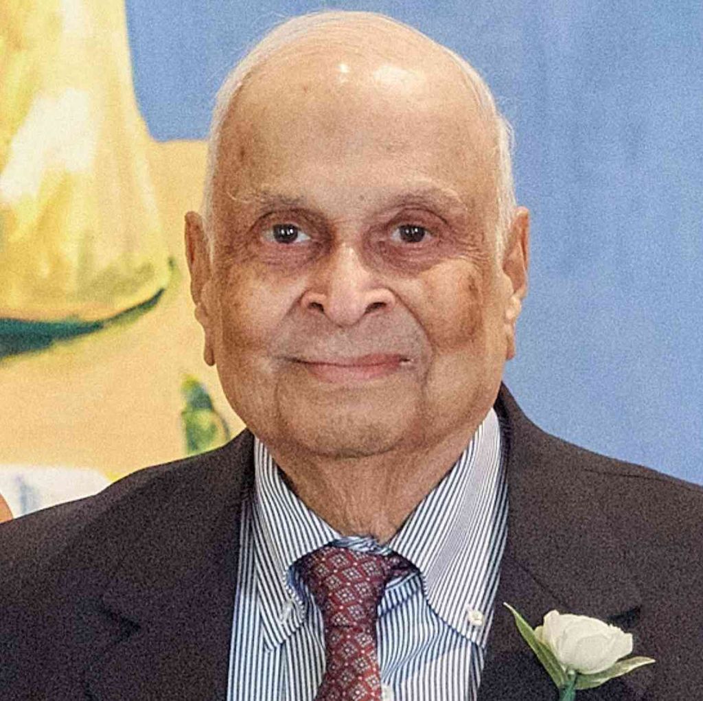 Ashok Shankar Patwardhan Profile Photo