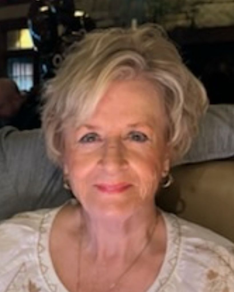 Carolyn Mann Dickens Profile Photo