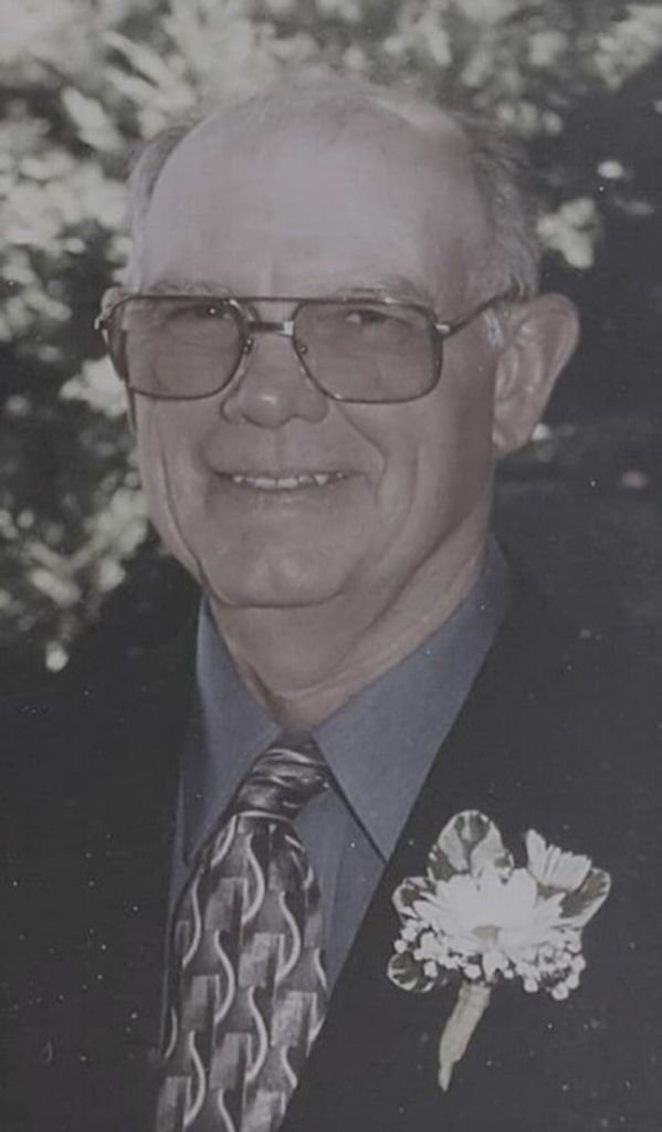 Leonard Lavoe Hutches