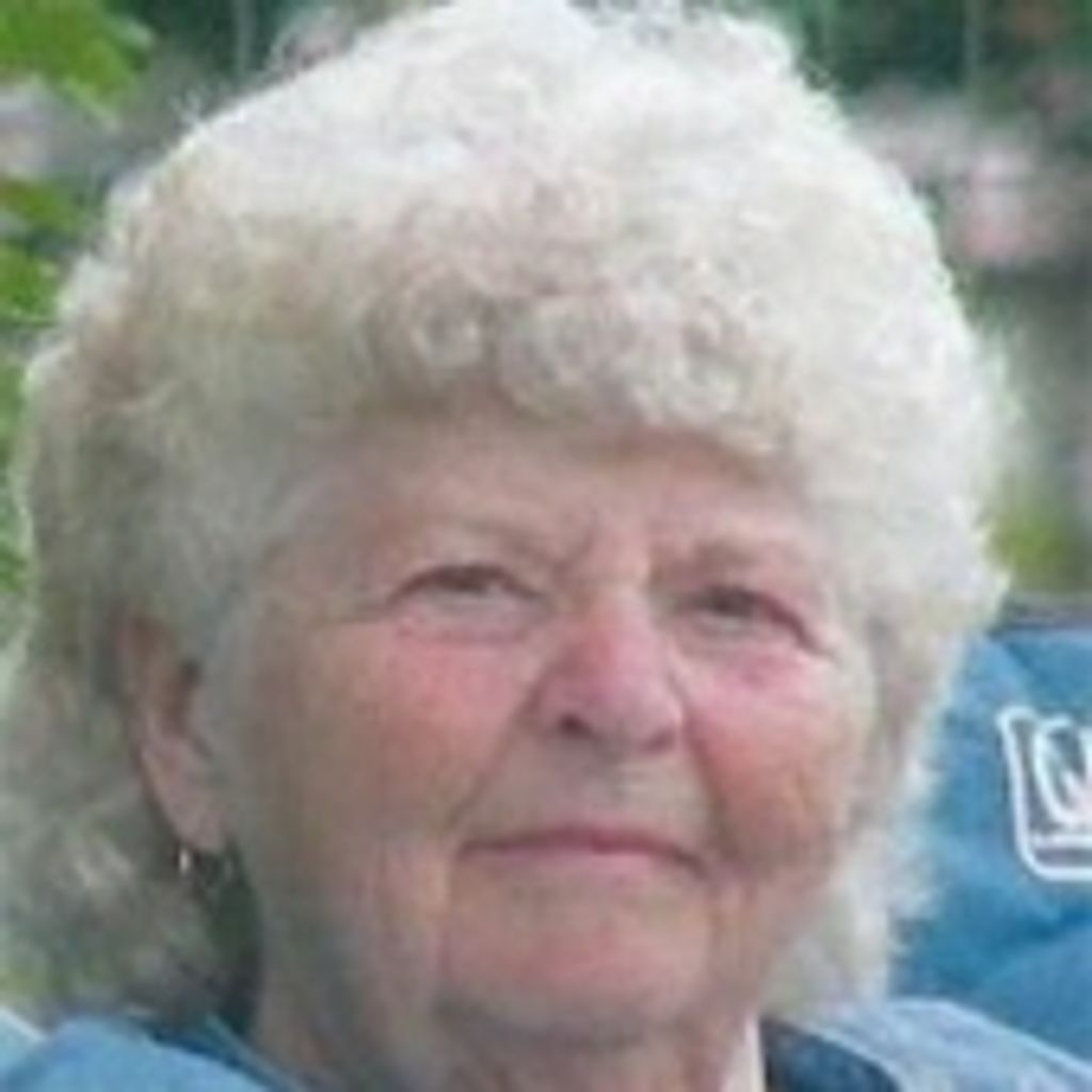 Darlene L Davis