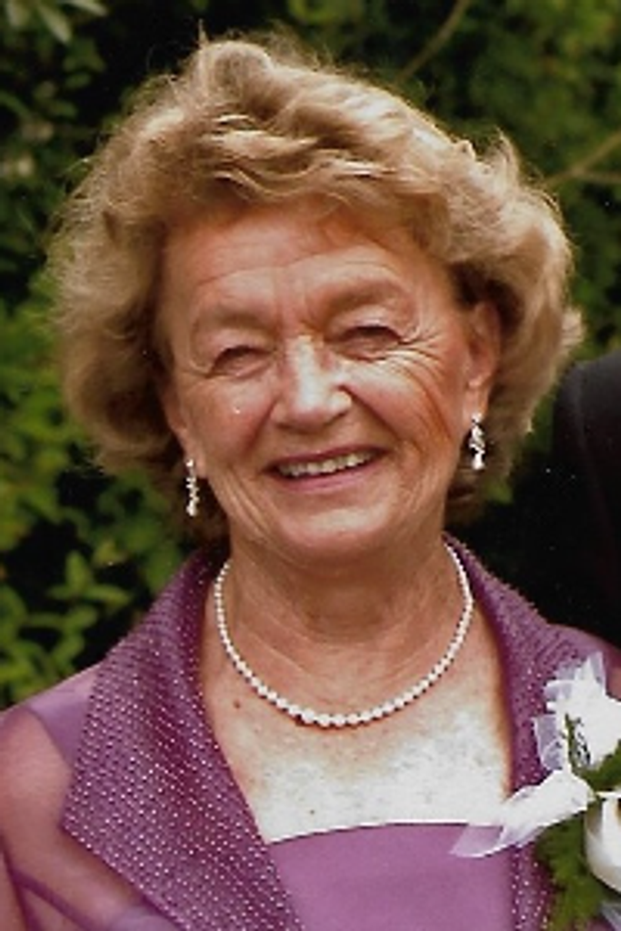 Louise Midwood Profile Photo