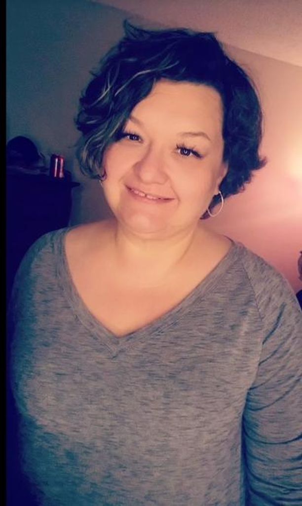 Wendy Lacinda Holton Profile Photo