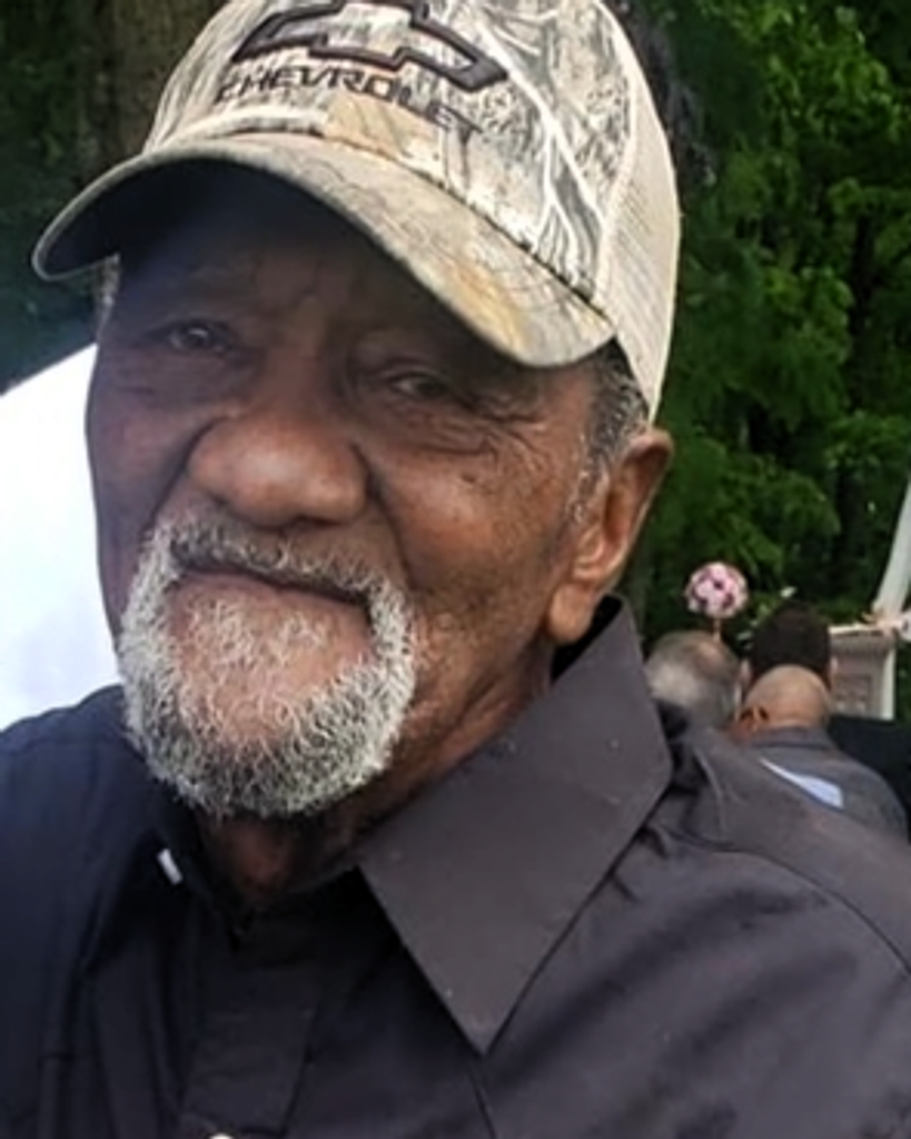 Carl Eugene "Teenie" Carter Profile Photo