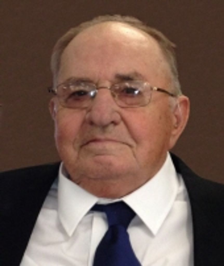 Leonard Tietz Profile Photo