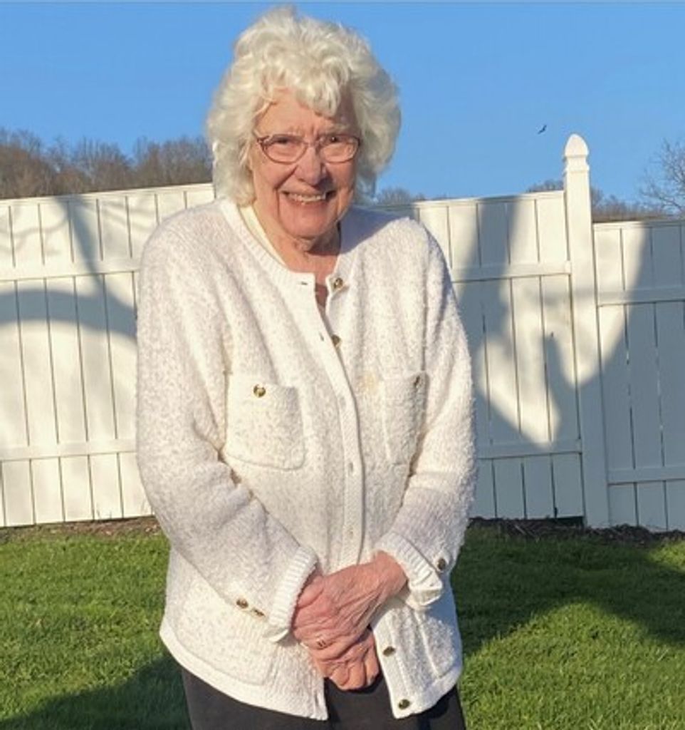 Millie Evelyn Roop Profile Photo