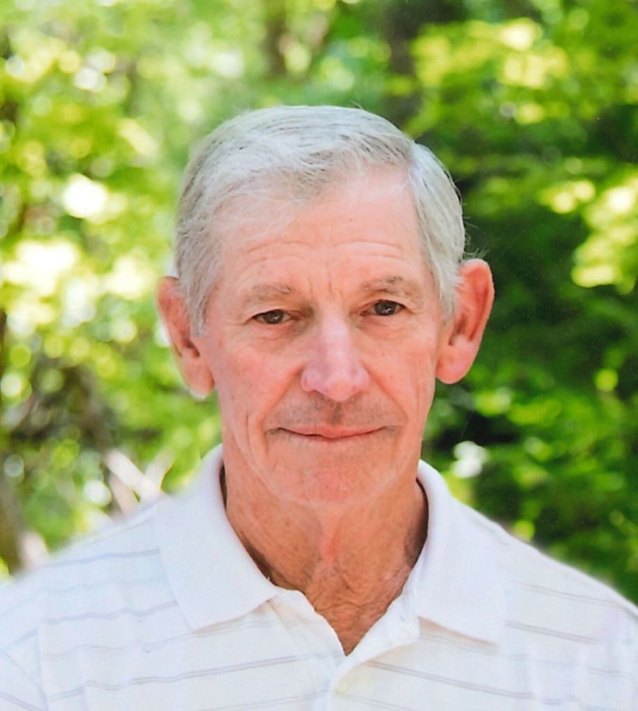 Roger J. Henrichs Profile Photo