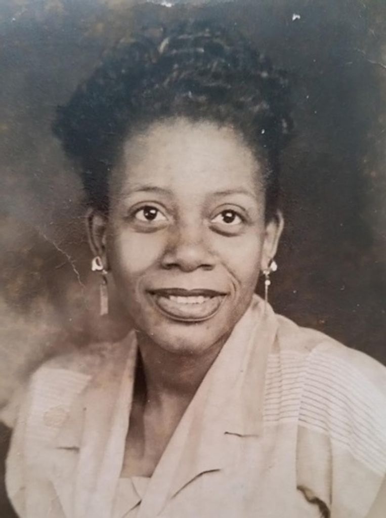 Earnestine Nelson